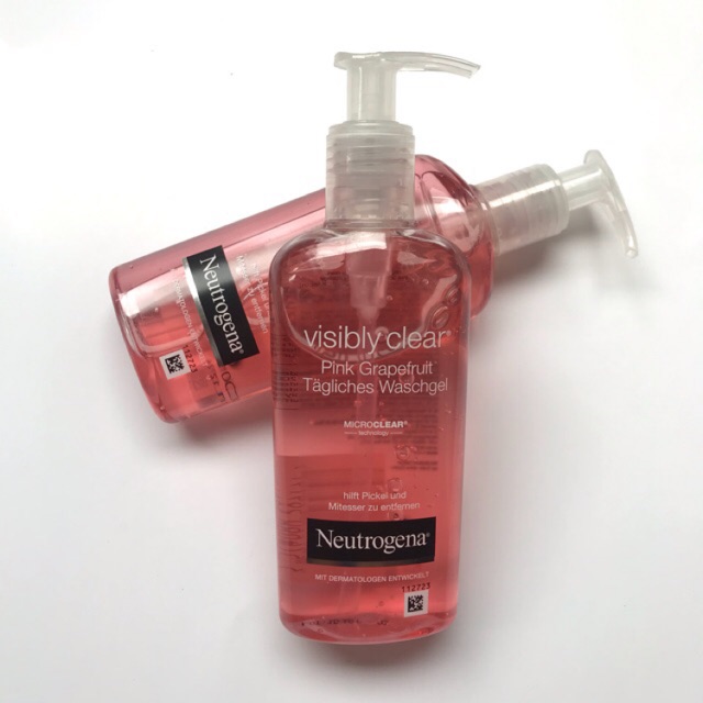Sữa Rửa Mặt Neutrogena Visibly Clear 200ml
