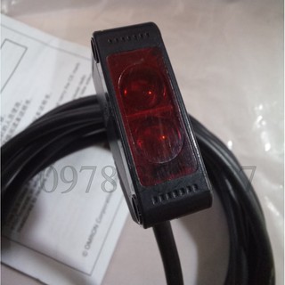 Cảm biến quang E3Z-LS81