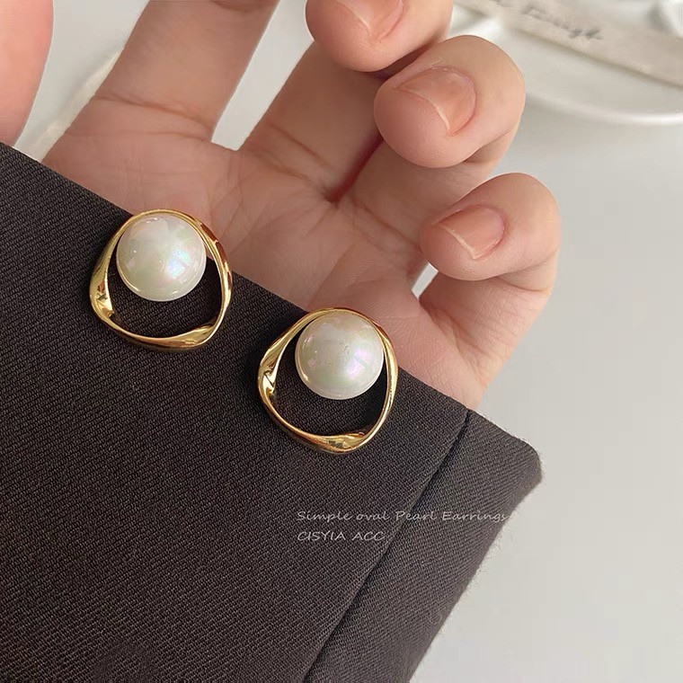 Khuyên tai chốt xỏ bạc S925 dạng vòng oval tròn đính ngọc trai nhân tạo nhẹ sang trọng