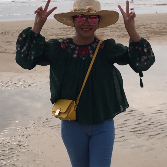 Áo thêu hoa aut zara