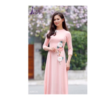 Áo dài nữ truyền thống