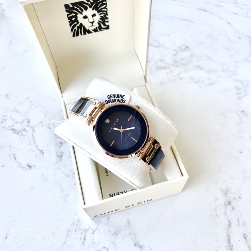 Đồng hồ ANNE KLEIN model AK/2512NVRG dáng kiềng dành cho nữ