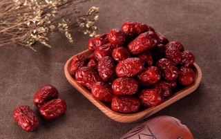 TÁO ĐỎ TÂN CƯƠNG (TÁO HỢP ĐIỀN - TÂN CƯƠNG)