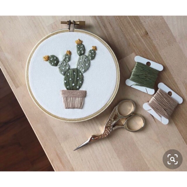 Kéo cắt chỉ thêu vintage xinh xắn và tua rua cột kéo