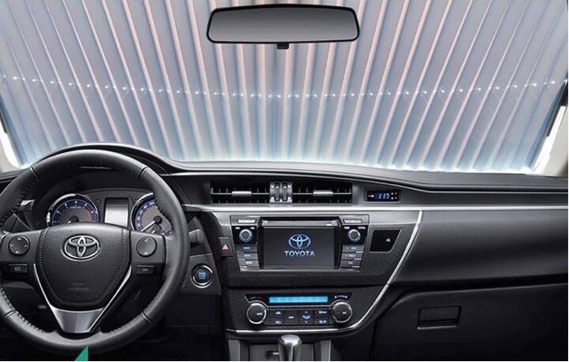 Rèm che nắng kính lái thông minh