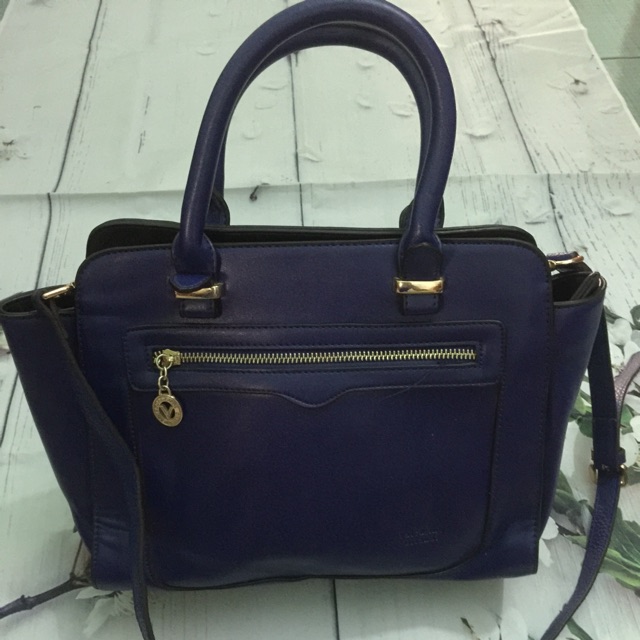 Túi Valentino