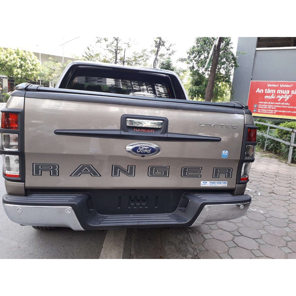 Bộ ốp hõm cốp + tay Cốp đen nhám cao cấp xe Ford Ranger 2013-2021