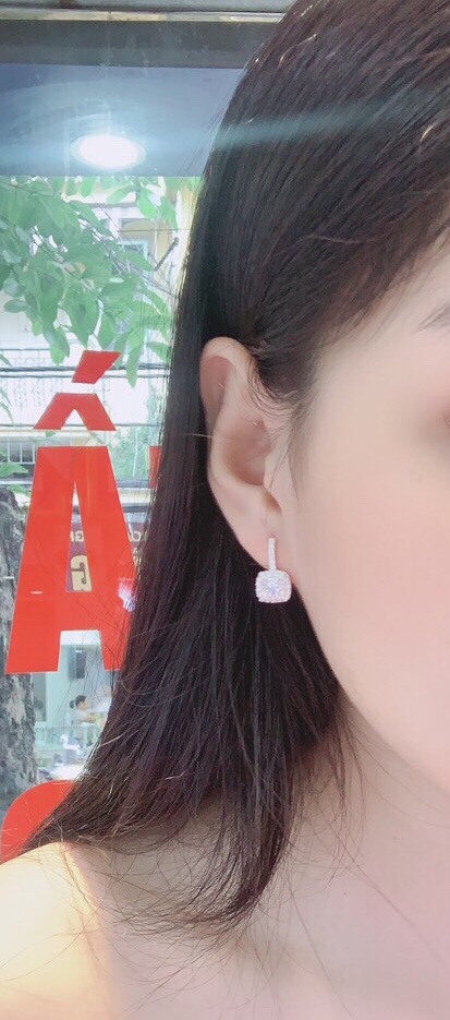 Khuyên tai tròn đính hình vuông hoa có đá nhỏ nhân tạo sang trọng bạc ta NGỌC MẬU