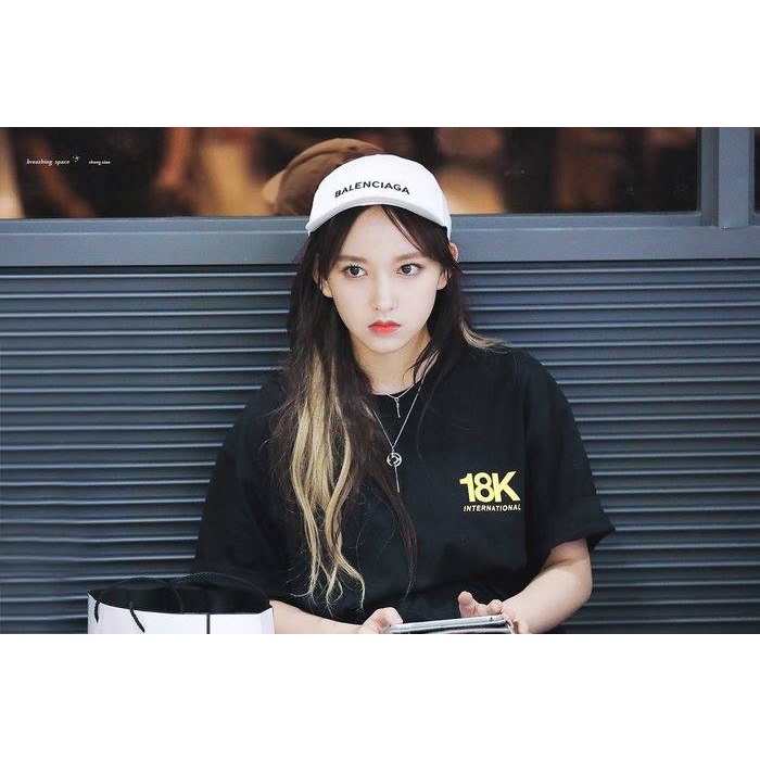 Nón Balenciaga Sơn Tùng