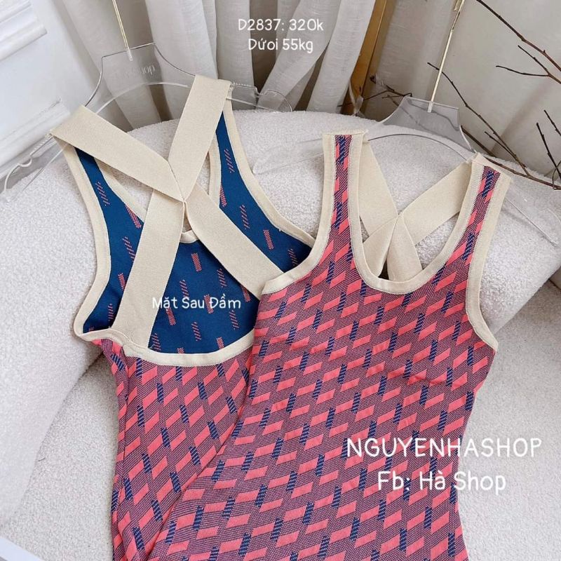 Đầm len body họa tiết dây chéo lưng