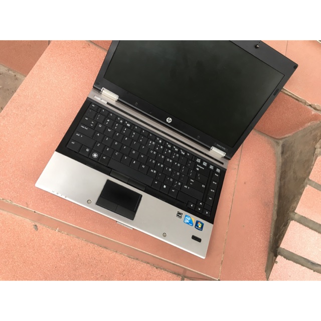 Laptop HP 8440 i7 mạnh mẽ thời trang vỏ nhôm sang trọng hdd or ssd tuỳ chọn