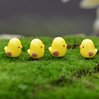 Mô hình gà con mini trang trí sân vườn