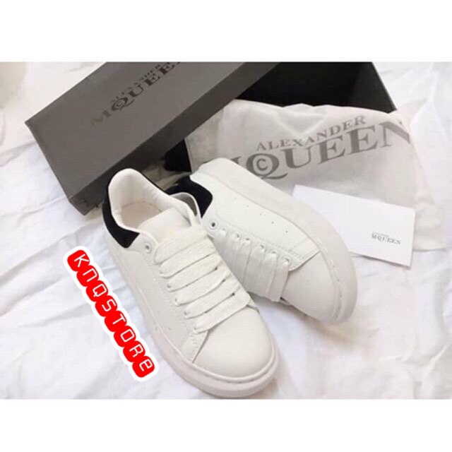 [Ảnh + Video]  Giày sneaker Alexander mc queen nữ đen gót trắng