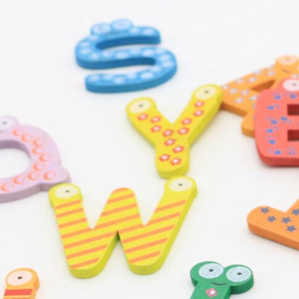 Bộ 26 Chữ Cái Mini Có Nam Châm Hít Dùng Để Trang Trí Tủ Lạnh