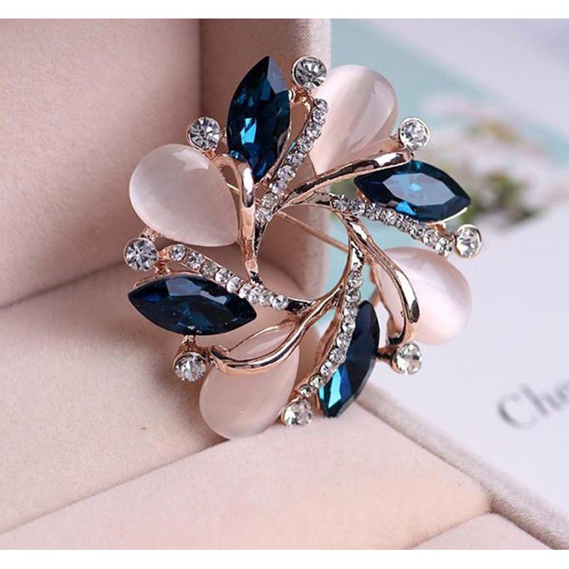 Ghim Cài Áo Hình Bông Hoa Đính Đá Sang Trọng