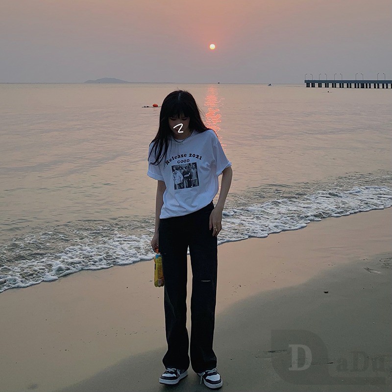 Quần Jeans Nữ Lưng Cao Ống Rộng Cá Tính
