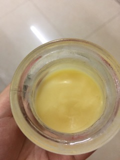 Sữa ong chúa tươi
