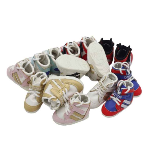 GIÀY THỂ THAO CHO DOLL 20CM