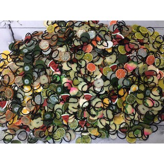 Cột tóc hoa quả