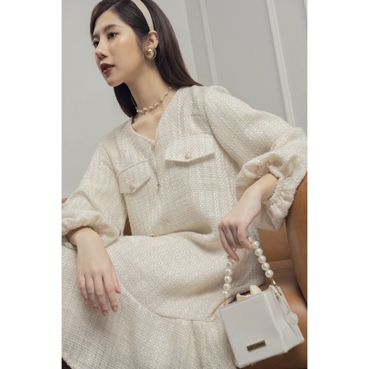 Đầm dạ tweed đuôi cá đính ngọc, dáng suông rộng bầu bí mặc thoái mái xinh | BigBuy360 - bigbuy360.vn