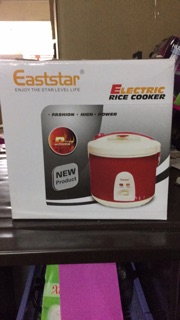 Nồi cơm điện EASTAR lòng dày dặn