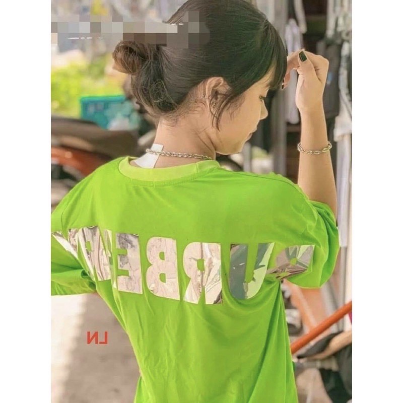 Áo thun in lưng tráng gương chạy vai chữ to nhiều màu BUBE