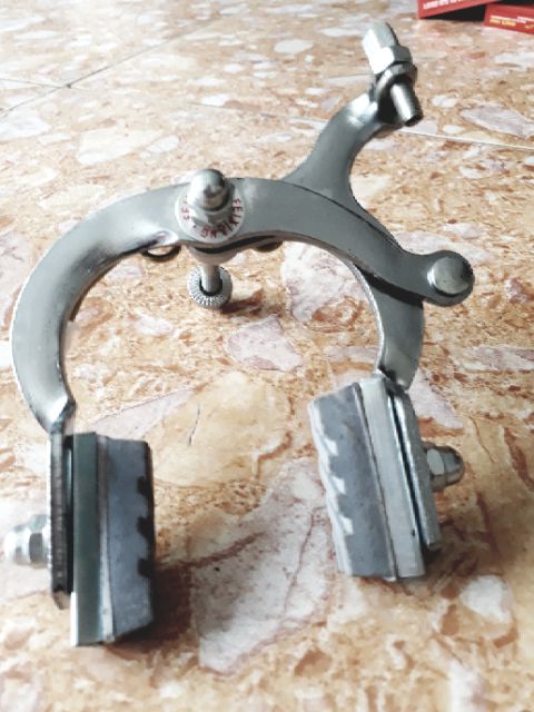 Cụm phanh trước xe đạp