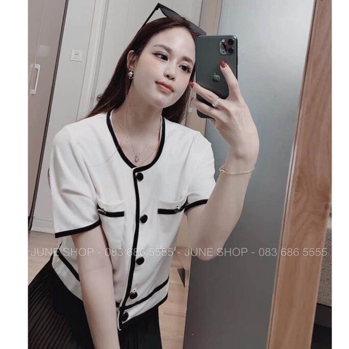 Áo croptop khuy viền cổ tròn pha viền gấu dáng mới xốp mềm