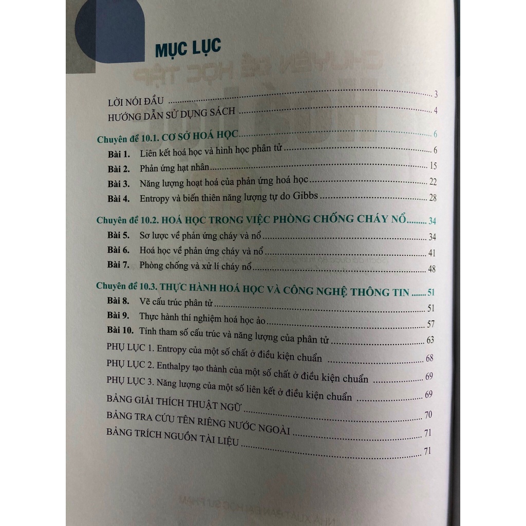 Sách - Chuyên đề học tập Hóa học 10 - Cánh Diều