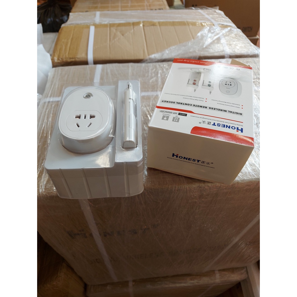 Ổ cắm điều khiển từ xa 1KM HONEST HT-9501CZD công suất lớn 3000W HÀNG CHÍNH HÃNG 2 chân cắm tròn