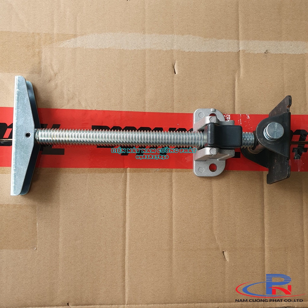 Bộ kẹp phôi máy cắt sắt Makita LW1401 M2400B MT241 MT243 135509-4