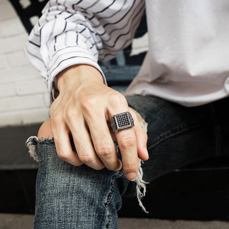 Nhẫn Hình Đại Bàng Đính Đá Thời Trang