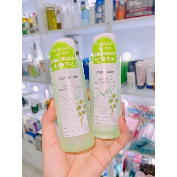 Nước Cân Bằng Mamonde Làm Sạch &amp; Dịu Da Cho Da Mụn Centella Trouble Toner 150ml