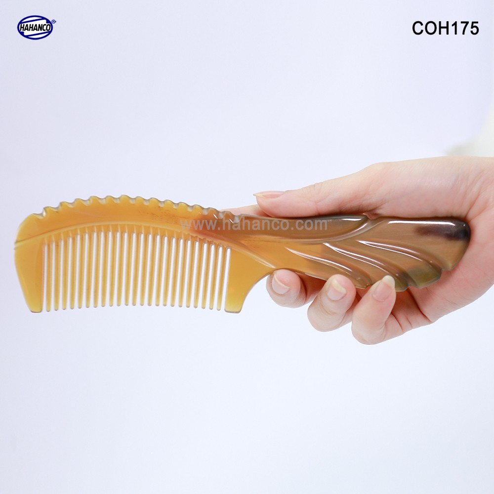 Lược sừng xuất Nhật (Size: XL - 20cm) Dáng lược Châu Âu - Mẫu cao cấp sang trọng -COH175- Horn Comb of HAHANCO