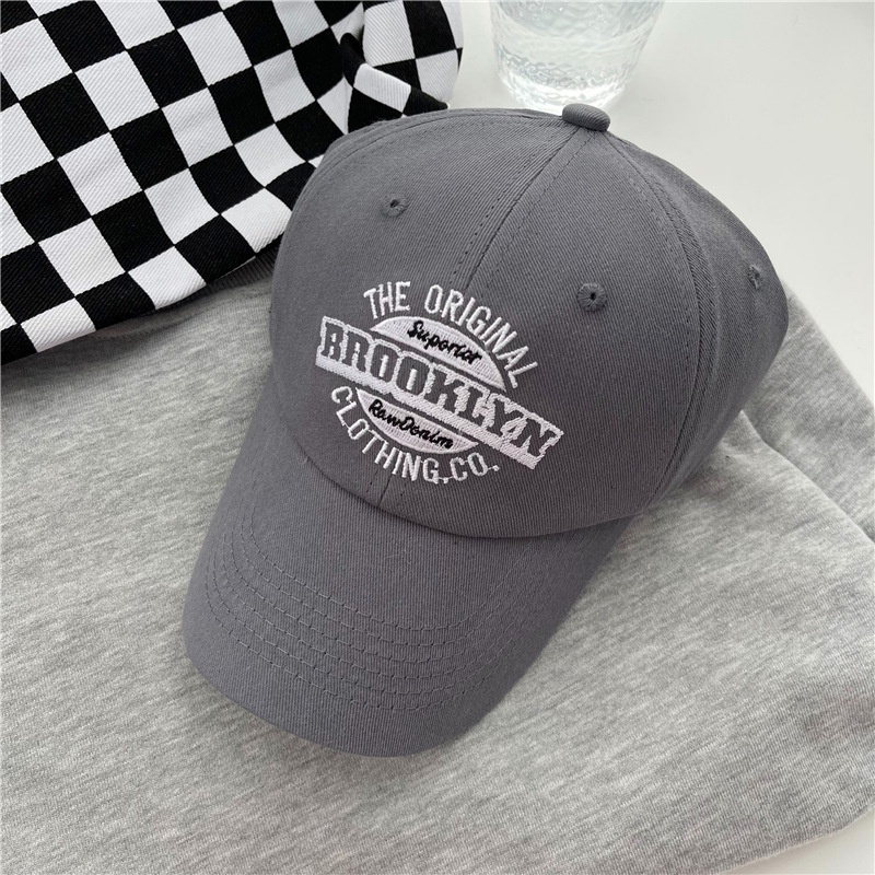 Mũ Lưỡi Trai Che Nắng Vành Cong Thêu Họa Tiết Phong Cách Mùa Hè Mới Dễ Phối Đồ Cho Nam Và Nữ