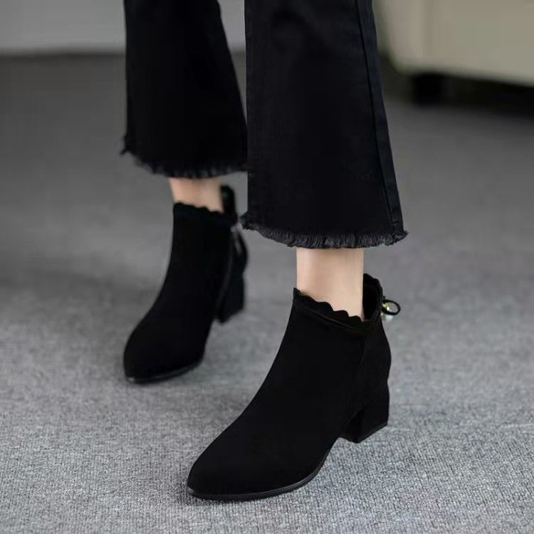  Giày boot da lộn phong cách thời trang Hàn Quốc 2020 | BigBuy360 - bigbuy360.vn