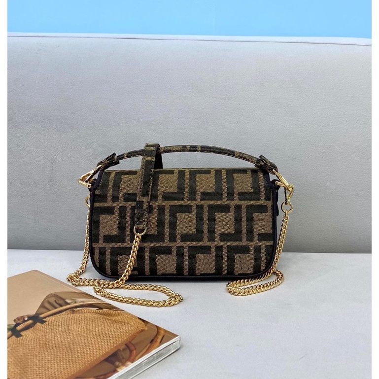 Túi Xách Nữ - Túi FD Xách Tay Hot Hit - Khoá Vuông Hàng QC Cao Cấp Loại 1