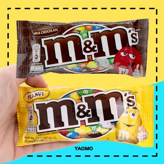 Kẹo Socola M&M Chocolate Kẹo sô cô la sữa (2 loại đen sữa và nhân đậu phộng) - gói 40g - gói 100g
