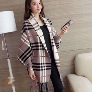 Áo choàng len dạng khăn