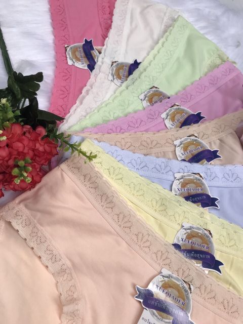 Quần cotton viền ren phom to