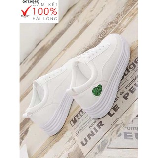 Giày sneaker nữ độn đế thời trang