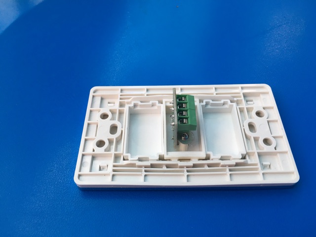 Mặt âm tường usb hd Link chính hãng