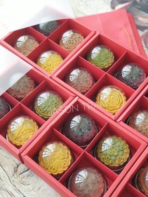 Hộp mica đựng 4 bánh trung thu 50-75g