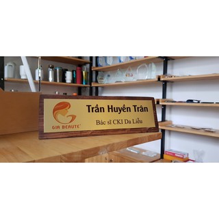 Bảng chức danh gỗ