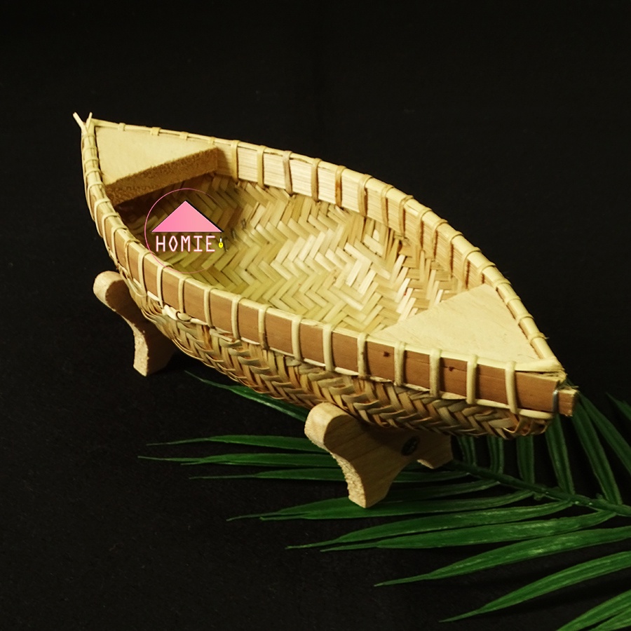 [Trang trí bàn ăn] Thuyền tre màu tự nhiên trang trí bàn độc đáo