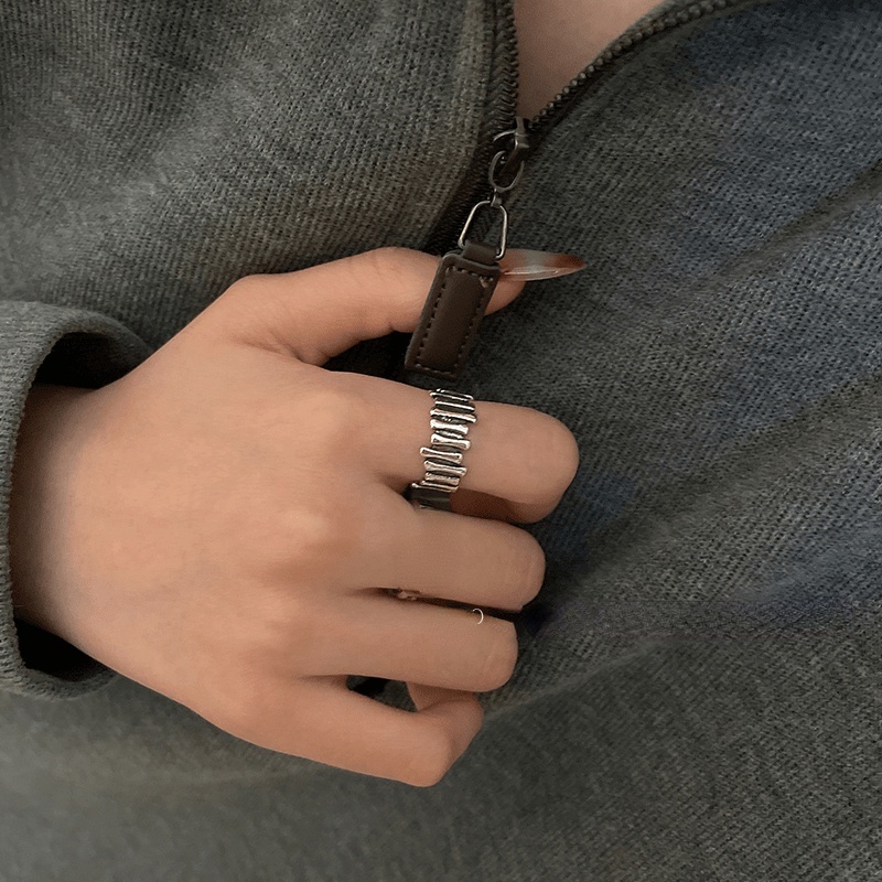 Nhẫn đeo tay có thể điều chỉnh phong cách retro