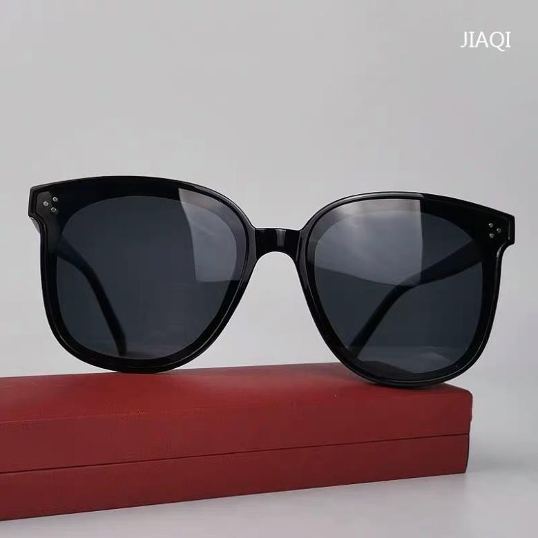 Kính mát thời trang nam nữ bảo vệ mắt chống tia UV - Kính râm unisex | BigBuy360 - bigbuy360.vn