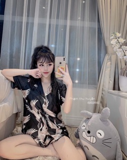 Bộ ngủ lụa hạc quần đùi