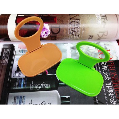 Miếng Treo Điện Thoại Khi Sạc Pin Tiện Dụng | BigBuy360 - bigbuy360.vn