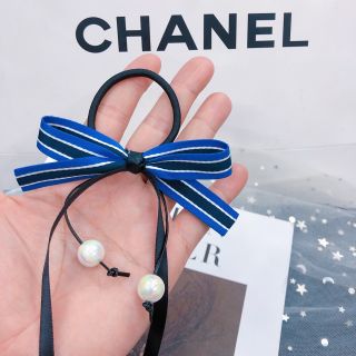 CỘT TÓC NƠ TIỂU THU HẠT CHÂU DÀI